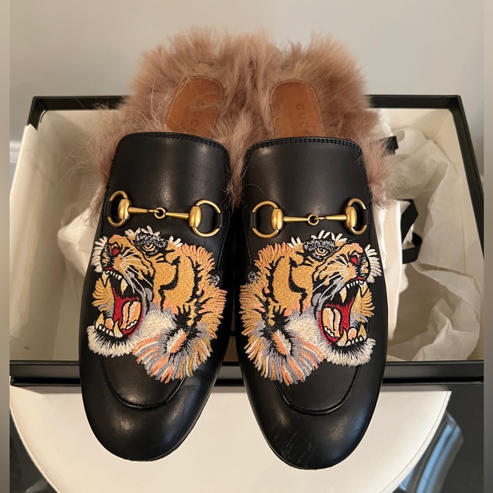 100% AUTHENTIC GUCCI PRINCETON MULES WITH FUR